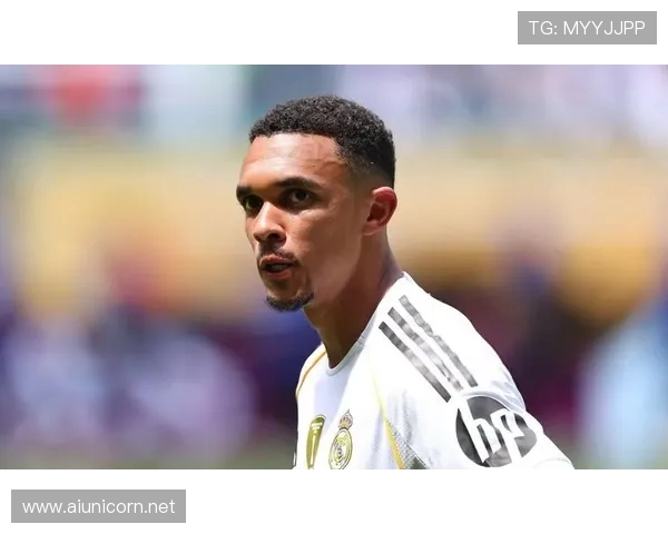 马卡报曝皇马新援赫伊森与阿诺德将首发对阵利雅得新月